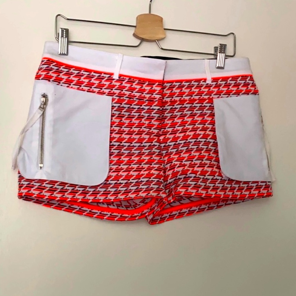 ✨🆕BNWOT!L.A.M.B. Red and White Shorts! Size 4!✨